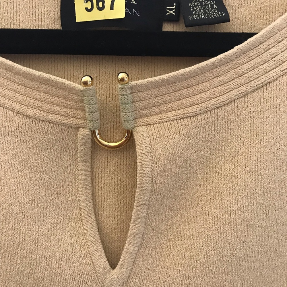 Sweater - Picture 2 of 4